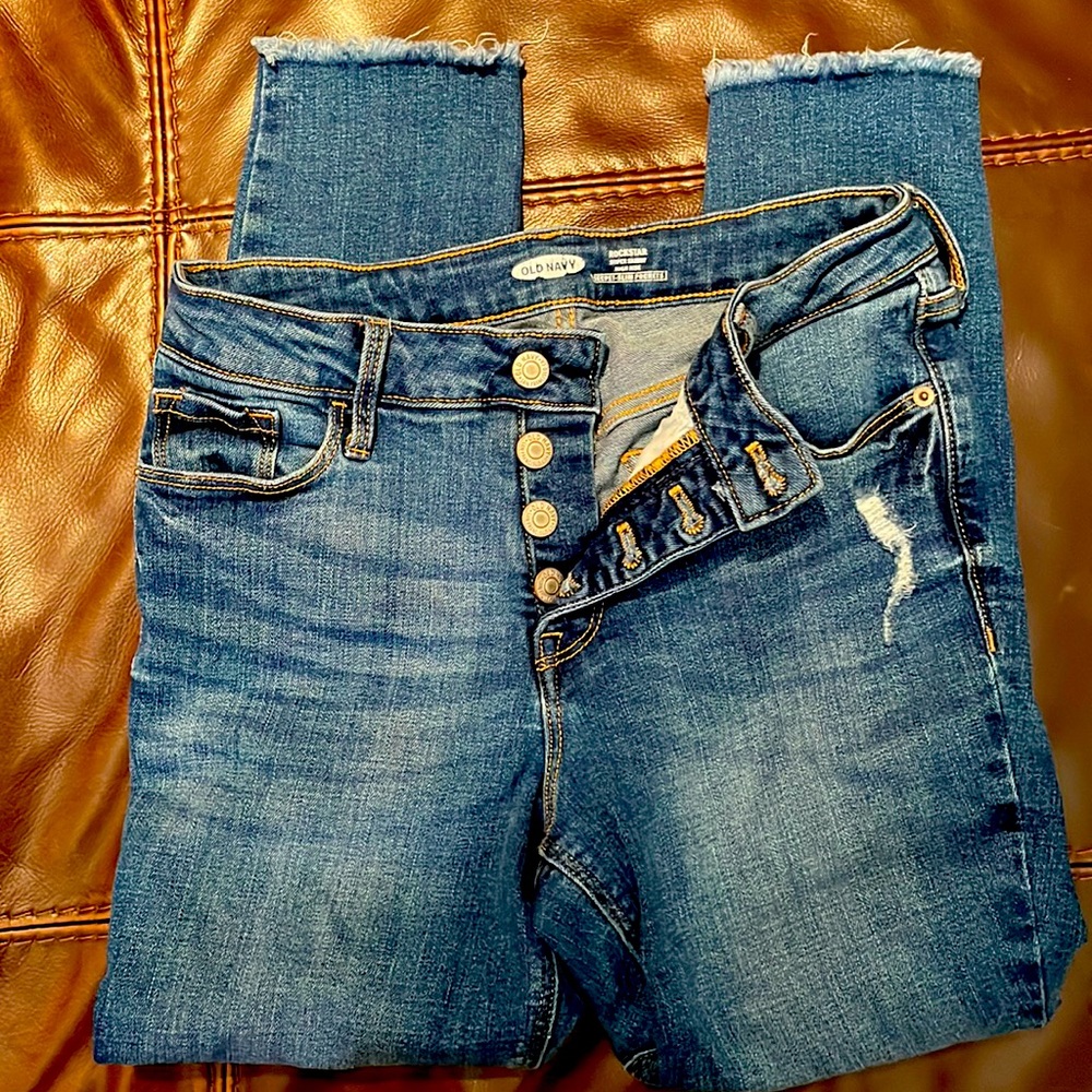 Old Navy Rockstar super Skinny High Rise, sz 4 petite; no holes